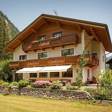 Leo Appartements Mayrhofen Luaran gambar